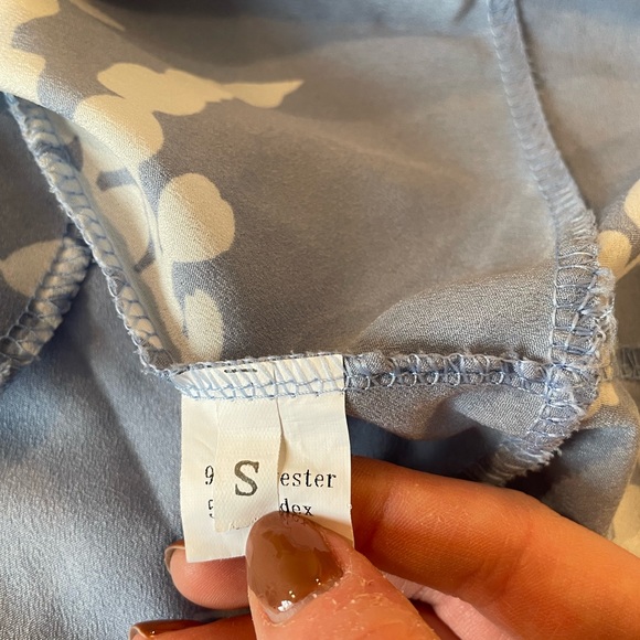 Women’s blue white floral ruffles mini dress size small - Picture 2 of 3